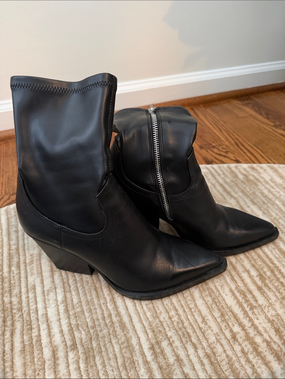 Dolce Vita Black Pointed-Toe Leather Ankle Booties with Side Zip